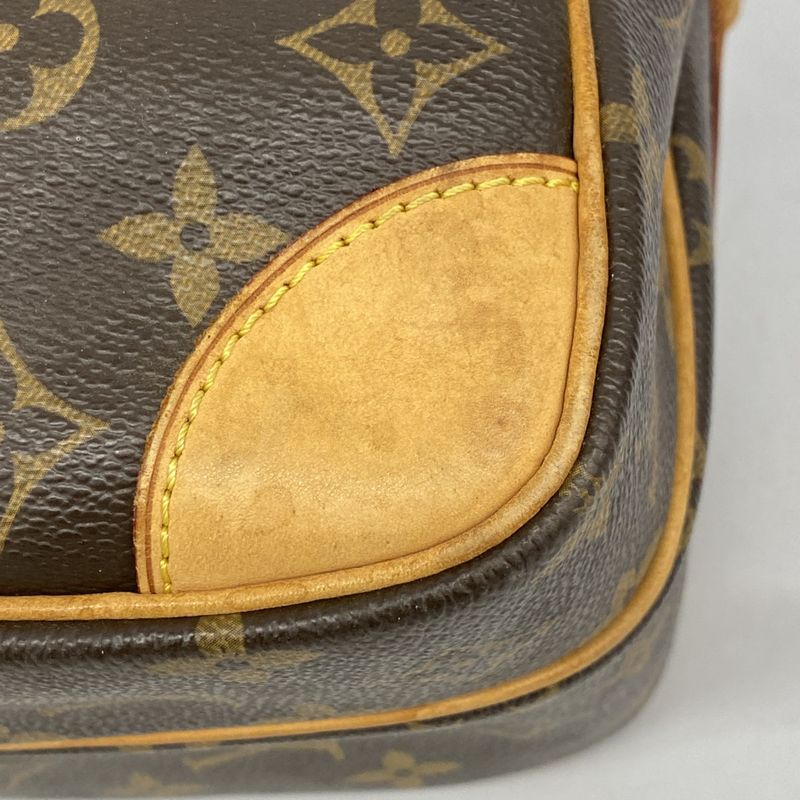 Louis Vuitton Shoulder Bag Monogram Nile M45244 Brown Ladies