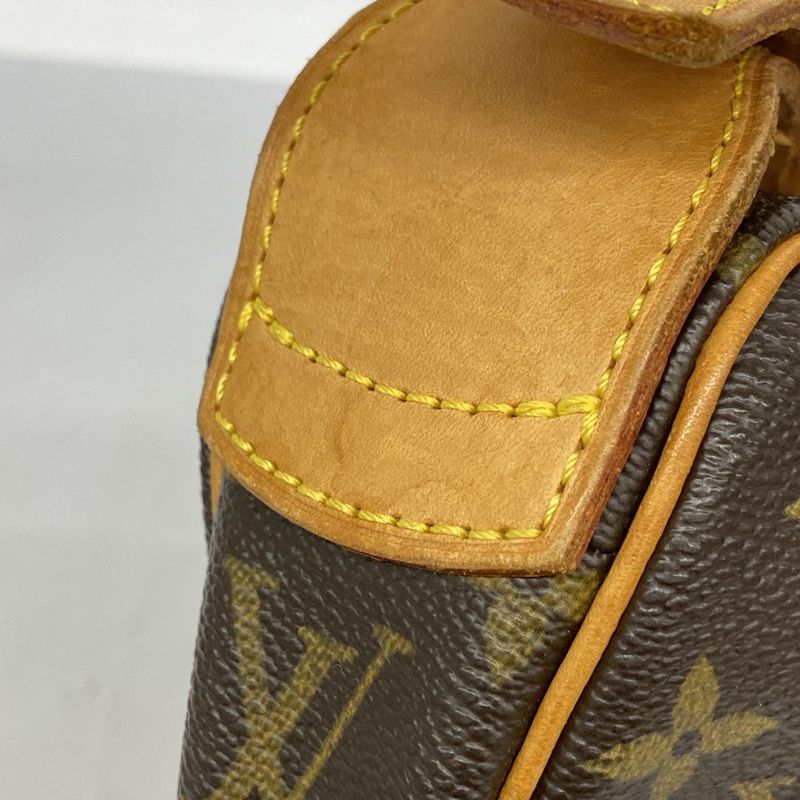 Louis Vuitton Shoulder Bag Monogram Croissant MM M51512 Brown Ladies