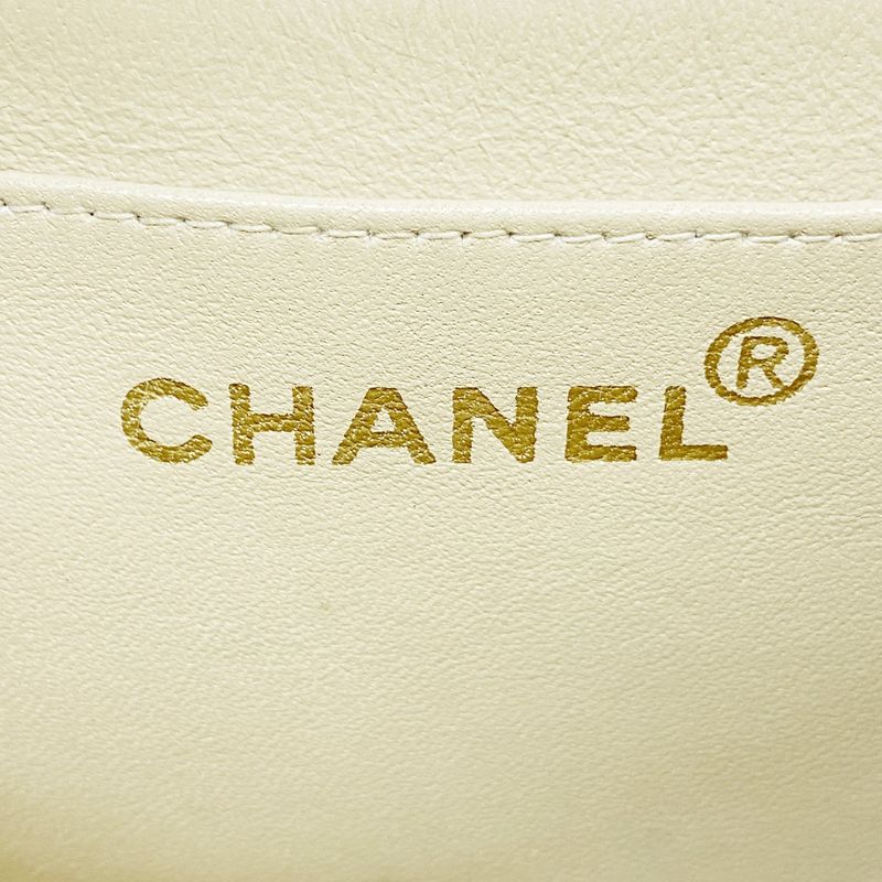 Chanel Shoulder Bag Matelasse Lambskin Beige Gold Hardware Women's