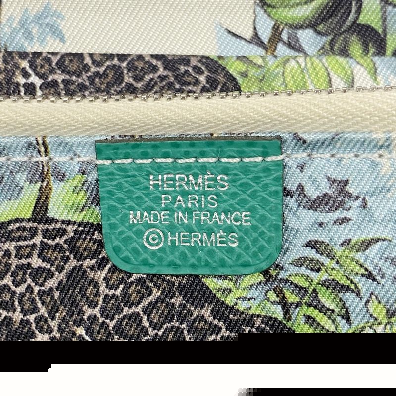 Hermes Long Wallet Azap Long Silk In Vaux Epson Vert Jade Silver Hardware Z