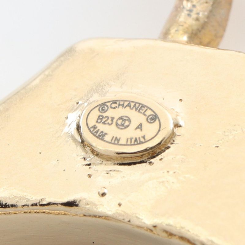 Chanel Brooch Coco Mark Hanger Motif GP (gold Plated) Leather Brooch Ladies