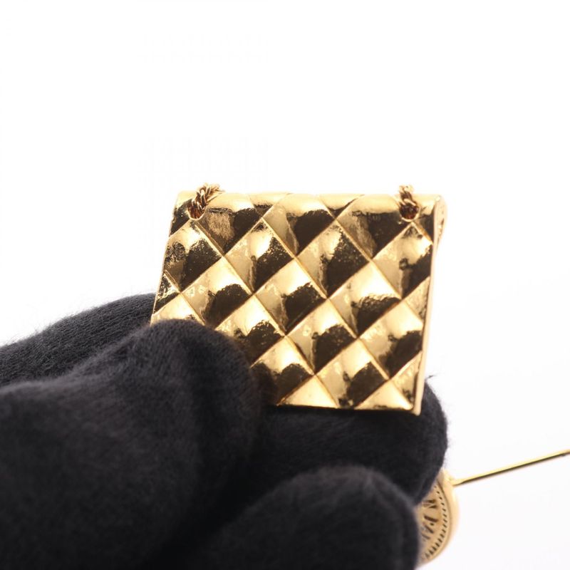 Chanel Brooch Coco Mark Matelasse Bag Motif Gold GP (gold Plated) Brooch Ladies