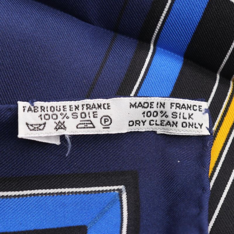 Hermes Scarf Carre90 Couvertures Et Tenues De Jour Silk Carre90 Women's Used A