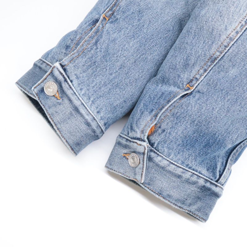 Similar To Balenciaga 657603 Tjw73 Taiga Boa Damaged Denim 42