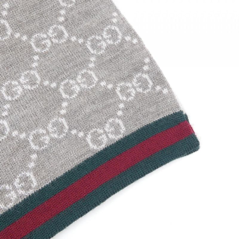 Gucci 325806 3g206 Muffler