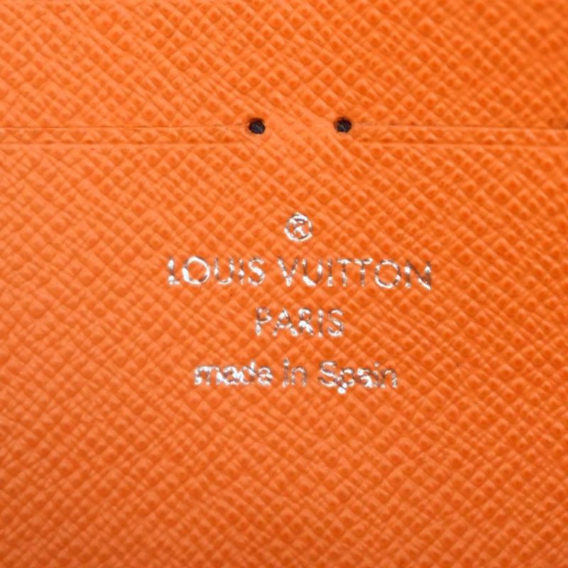 Louis Vuitton Alpha Clutch Monogram Satellite Clutch Bag Second Bag Gray M44171