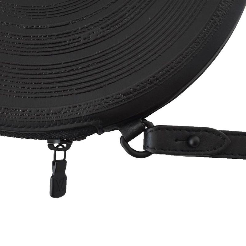 Louis Vuitton Disc Pouch Clutch Bag Second Bag Black M81777