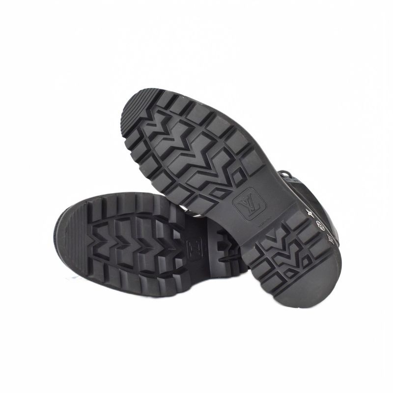 Louis Vuitton NBA Oberkamphrein Suede Ankle Boots Sneakers 8.5 Black Bm0290