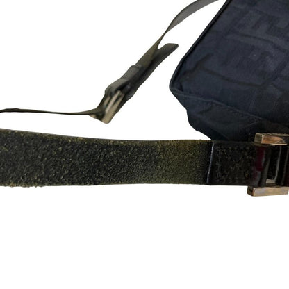 Good Quality Fendi Zucca Pattern Shoulder Bag Pouch Black Ladies Used