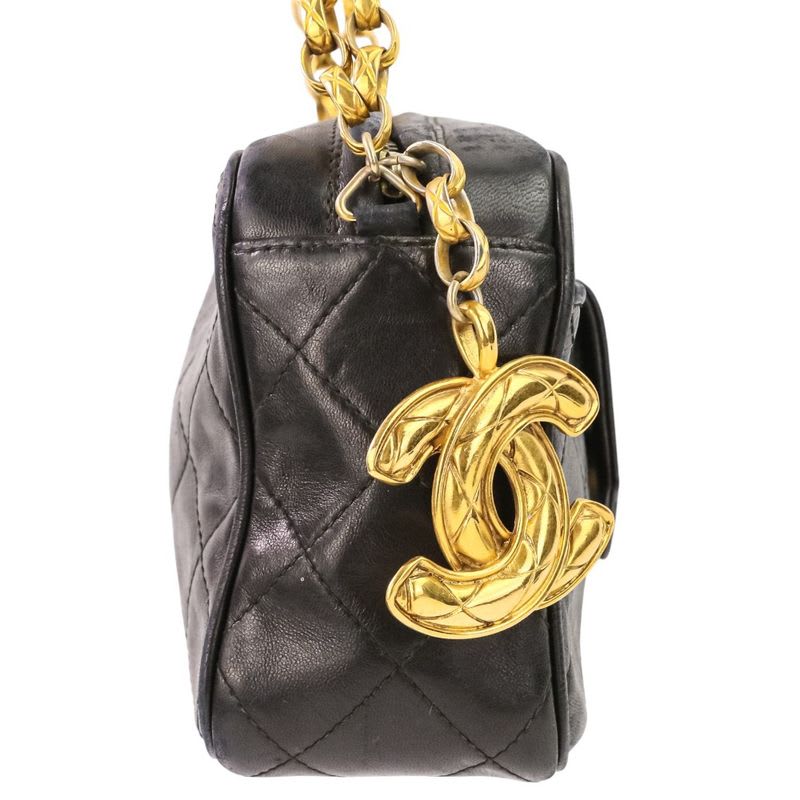 Chanel Charm Quilted Chain Shoulder Bag Camera