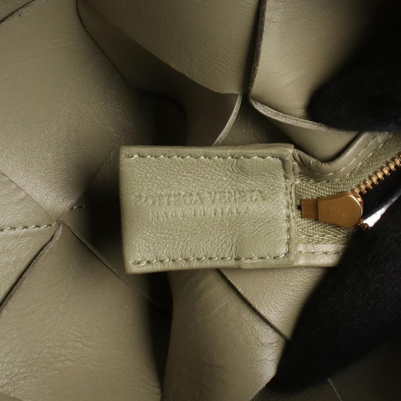 Bottega Veneta Shoulder Bag Small Cassette Camera Bag 709417 Moss Green Leather