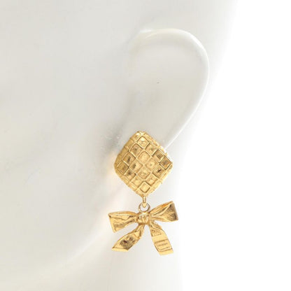 Chanel Earring Matelasse Ribbon GP (gold Plated) Earring Ladies Used A
