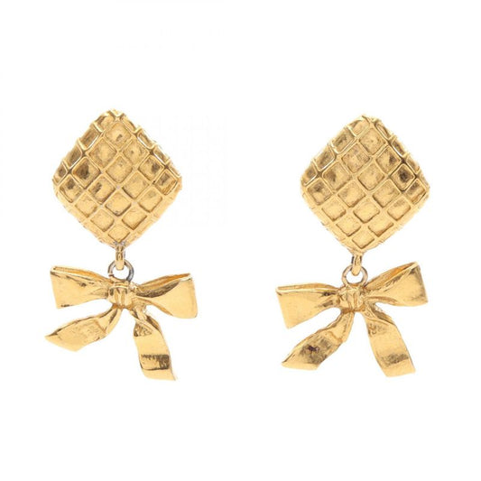 Chanel Earring Matelasse Ribbon GP (gold Plated) Earring Ladies Used A