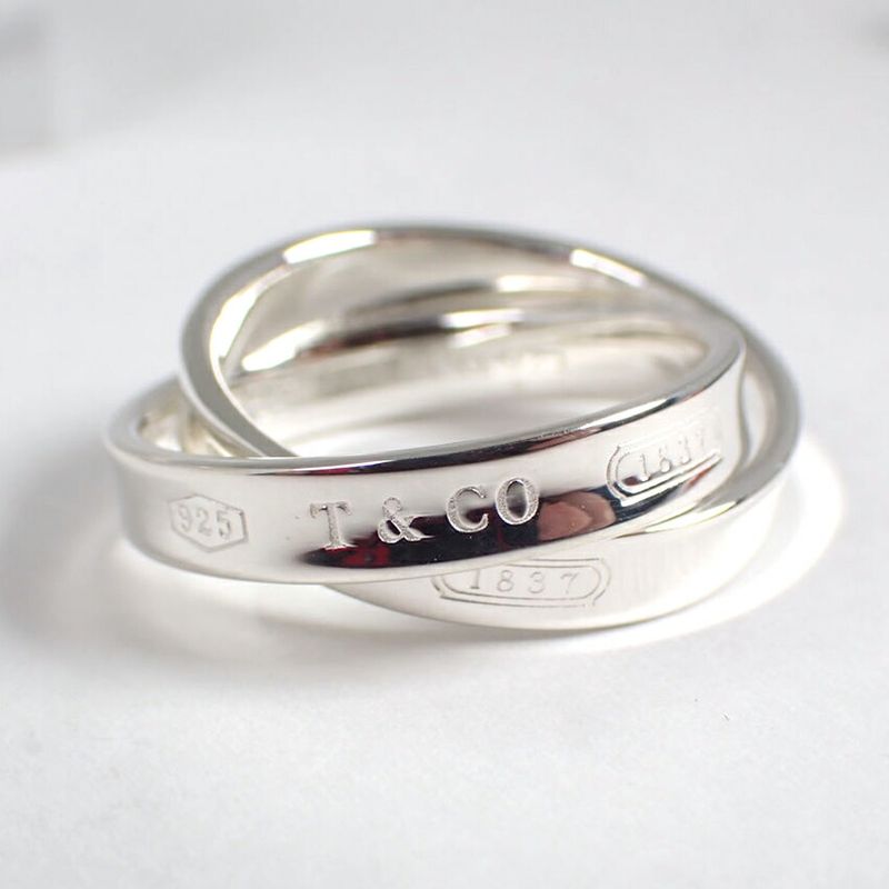 Tiffany & Co925 1837 Interlocking Circle Ring No 8 J126-15