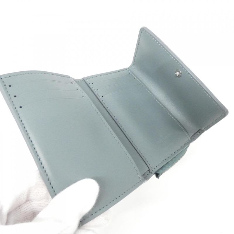 Louis Vuitton Taurillon Monogram Portefeuille Pilot Wallet