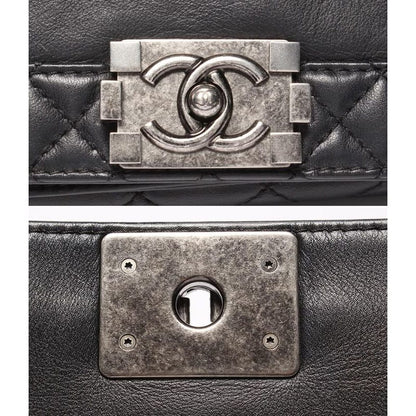 Chanel Chain Shoulder Bag Boy Chanel 28 Chain Detail Gunmetallic Matelasse