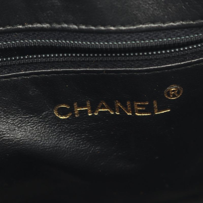 Chanel Shoulder Bag Black Leather Calfskin Chain