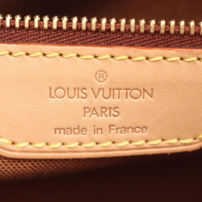 Louis Vuitton Shoulder Bag Aves Leather