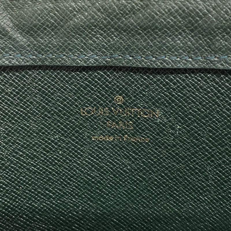 Louis Vuitton Clutch Bag Taiga Baikal M30184 Epi Sea Men's