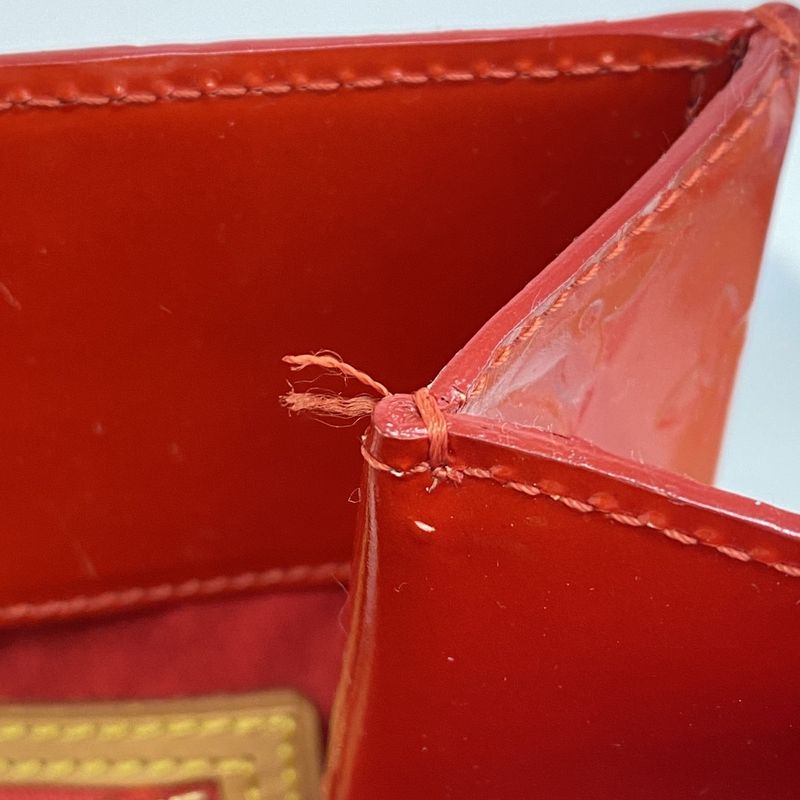 Louis Vuitton Tote Bag Vernis Lead MM M91086 Rouge Ladies