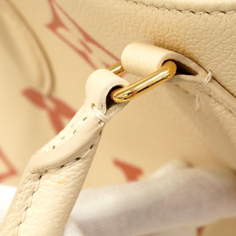 Louis Vuitton Tote Bag Monogram Empreinte Bicolor On The Go MM M21575 Cles Rose