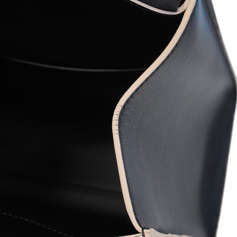 Louis Vuitton Handbag World Tour Collection City Steamer MM M43080 Black