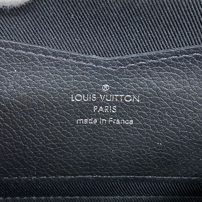 Louis Vuitton Long Wallet Portefeuille Lock Me 2 M62328 Vanille Noir Black