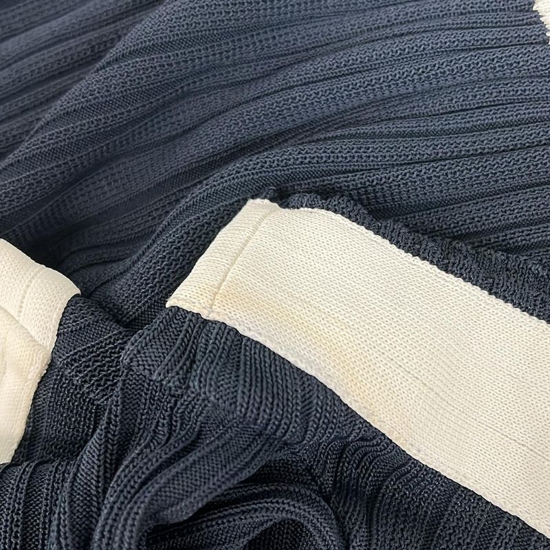 Chanel Short Sleeve Sweater Size 38 M Women's - P47915 Dark Navy X White 2014