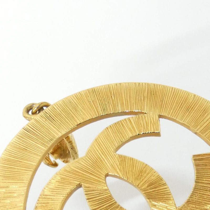 Vintage Chanel Earring