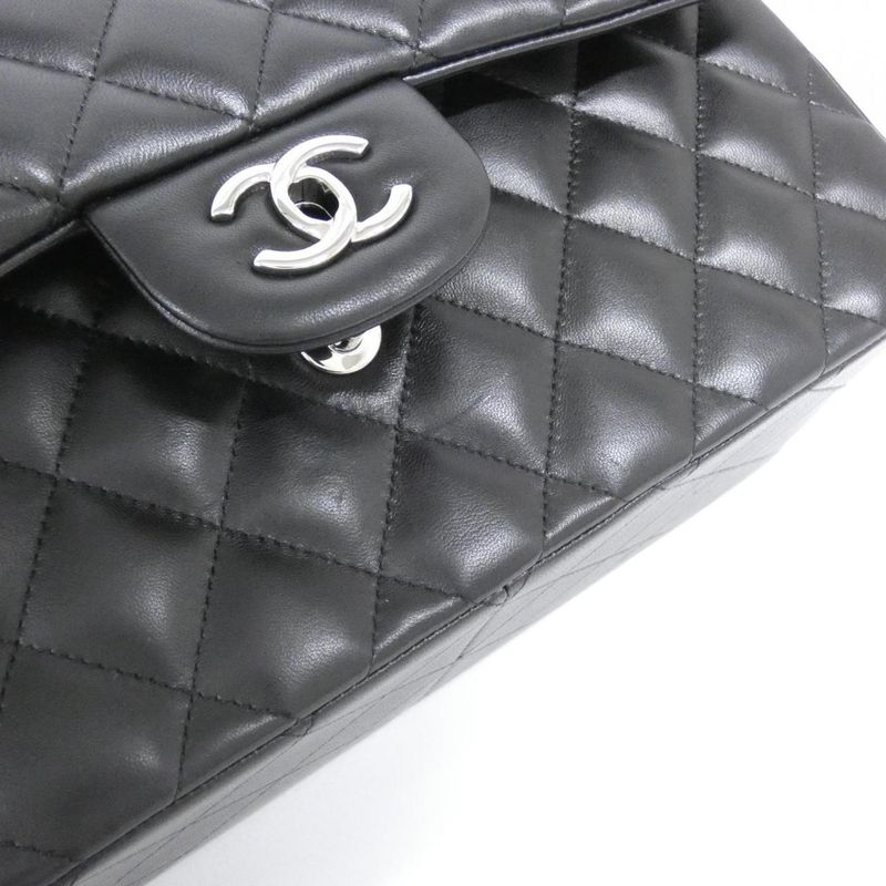Chanel 58600 Shoulder Bag