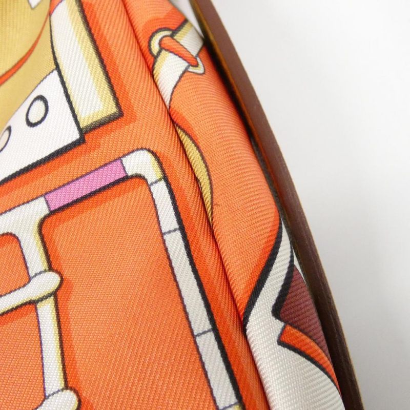 Hermes Carre EN Boucles Sursois To Go 085196ck Pouch