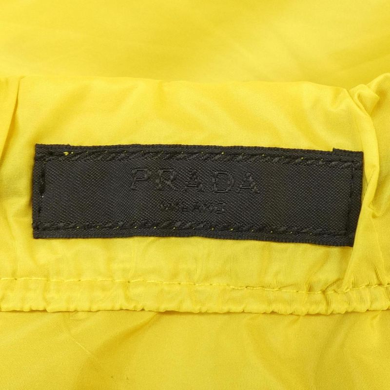 Prada Triangle Logo Sph153 S212 1WQ9 Shorts