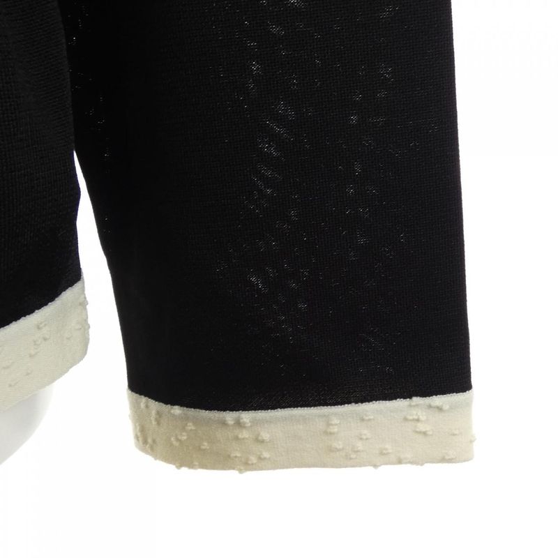 Chanel P80094k11529 Cardigan