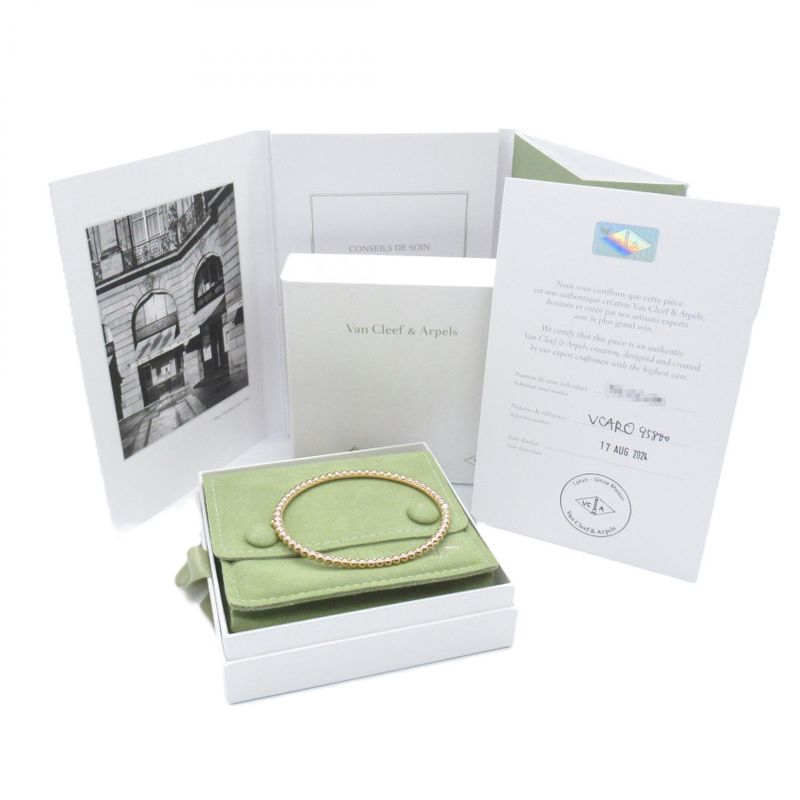 Van Cleef & Arpels Bracelet Perlele Gold Pearl Bracelet L Vcaro95800 Arm