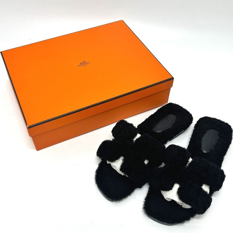 Hermes Sandals Oran Mouton Black