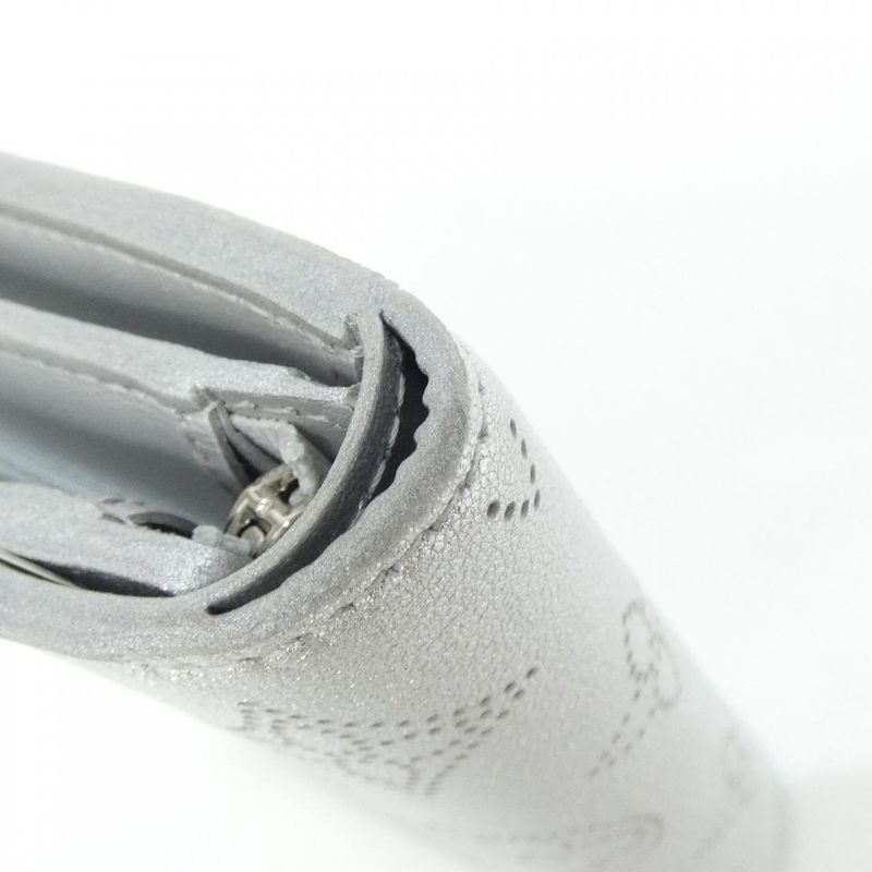 Louis Vuitton Mahina Portefeuille Iris Compact M26706 Wallet