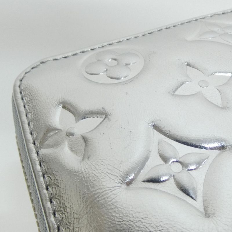 Louis Vuitton Monogram Coussin (LV SKI) Zippy Wallet M26771 Wallet