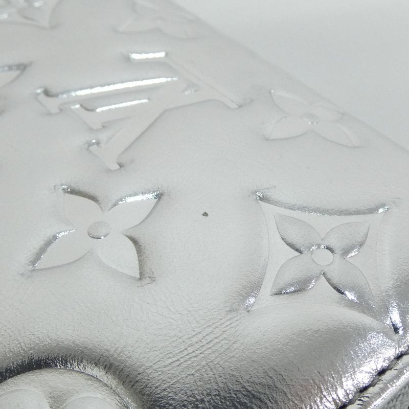 Louis Vuitton Monogram Coussin (LV SKI) Zippy Wallet M26771 Wallet