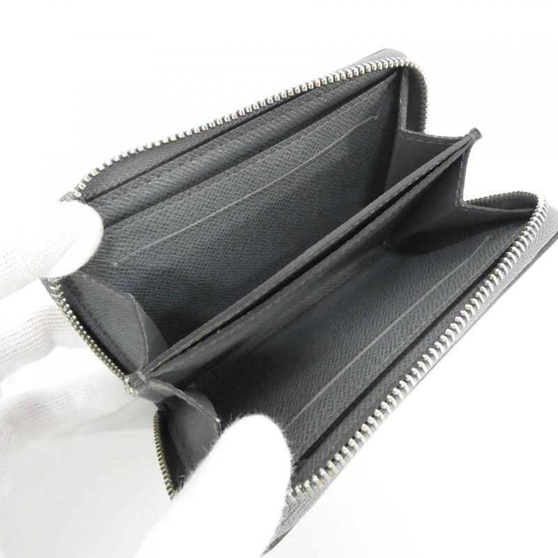 Louis Vuitton Taiga Zippy Coin Purse M32617 Coin Case
