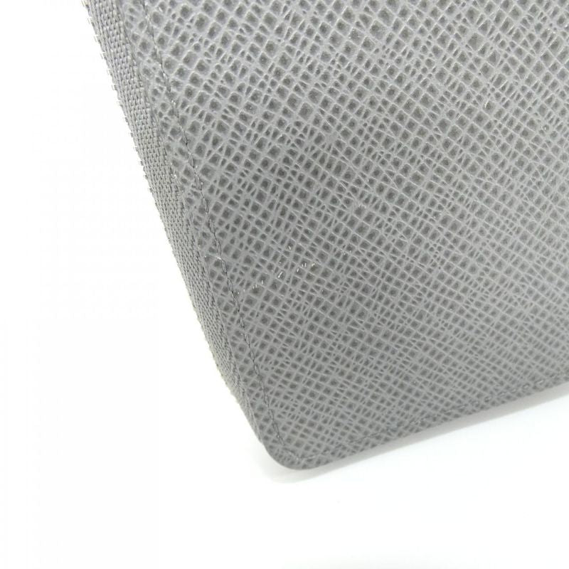 Louis Vuitton Taiga Zippy Coin Purse M32617 Coin Case