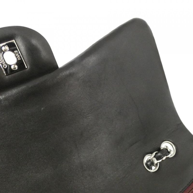 Chanel 28600 Shoulder Bag