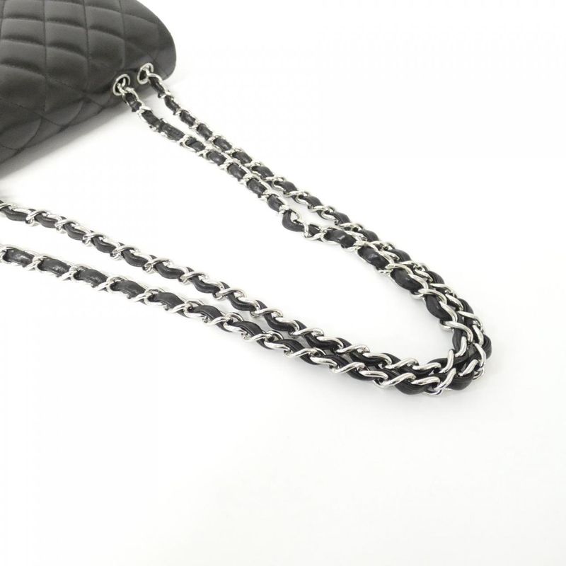 Chanel 28600 Shoulder Bag