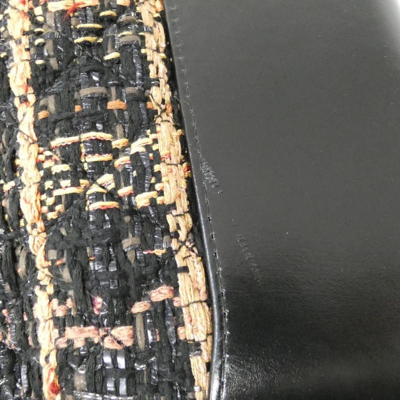 Chanel Gabriel Line 93824 Shoulder Bag