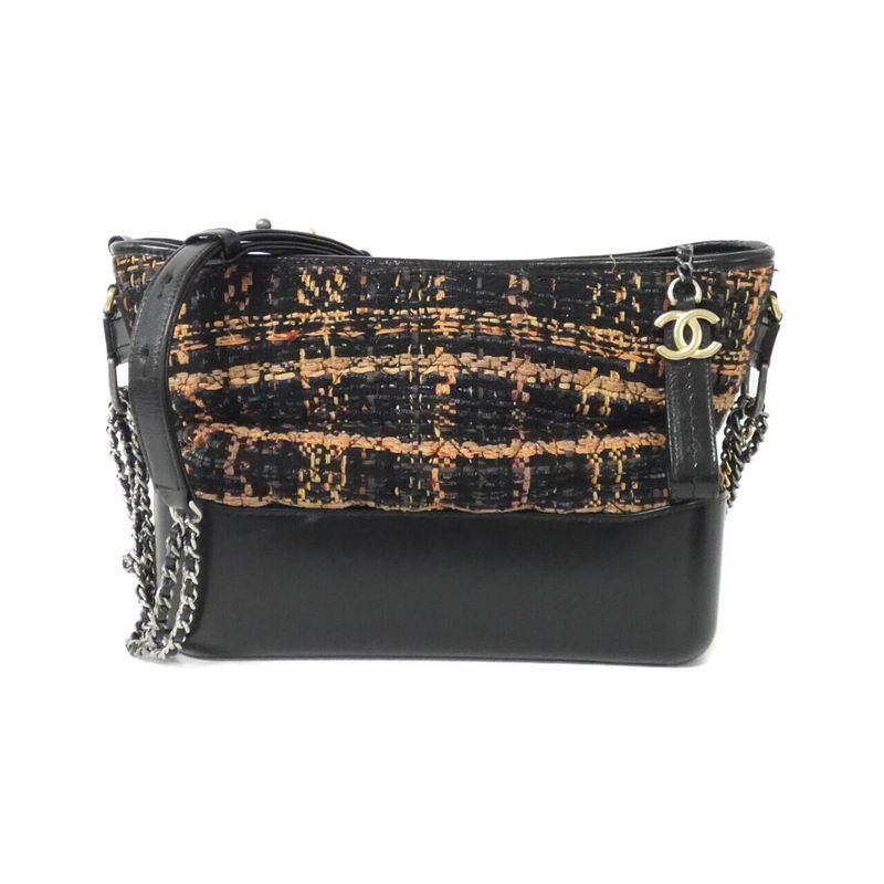 Chanel Gabriel Line 93824 Shoulder Bag