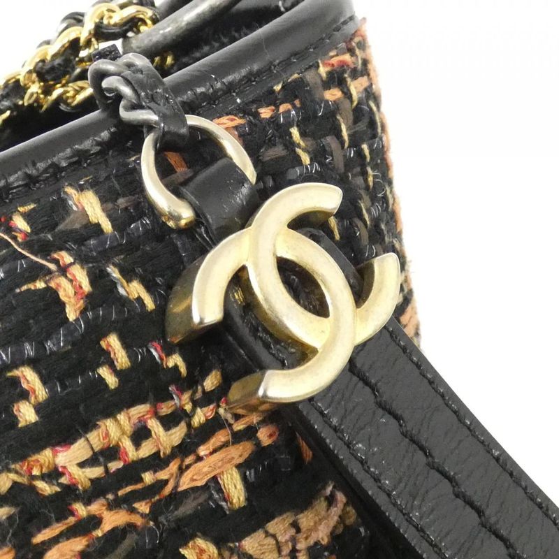 Chanel Gabriel Line 93824 Shoulder Bag
