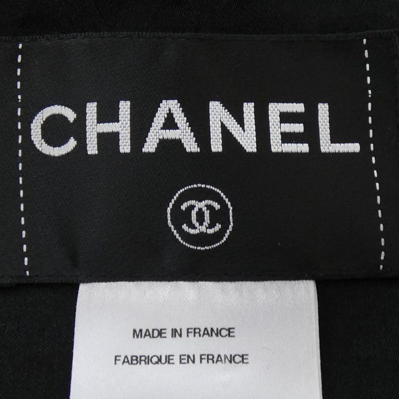 Chanel P36725v26520 Collarless Jacket