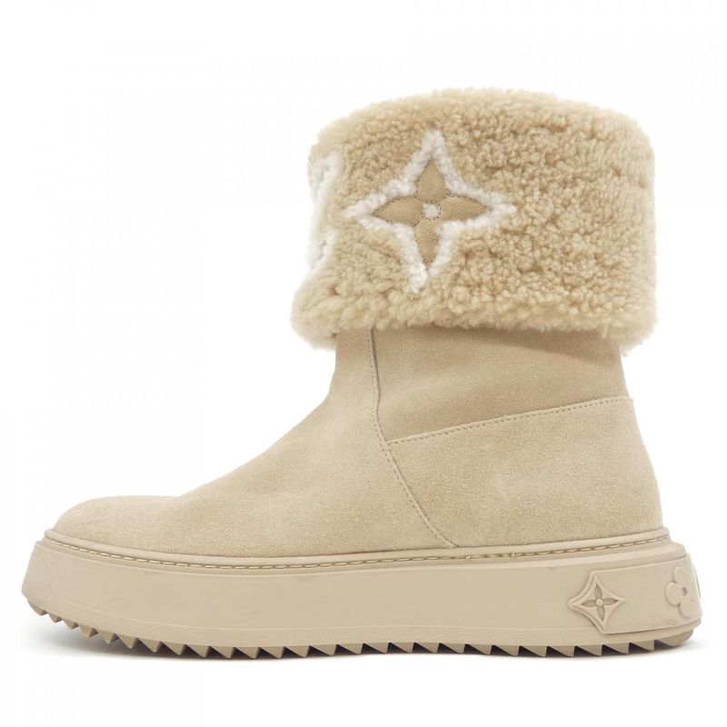 Louis Vuitton Logo Suede Snowdrop Line Boots