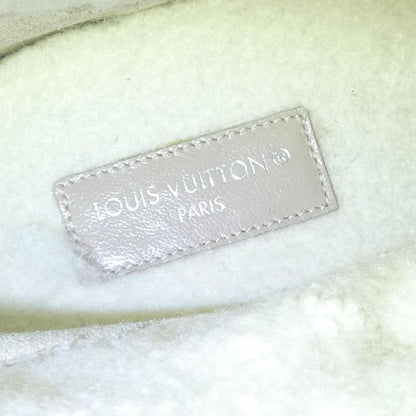 Louis Vuitton Logo Suede Snowdrop Line Boots