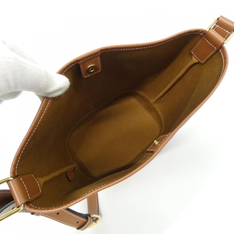 Celine Small Bucket 191442cas Shoulder Bag