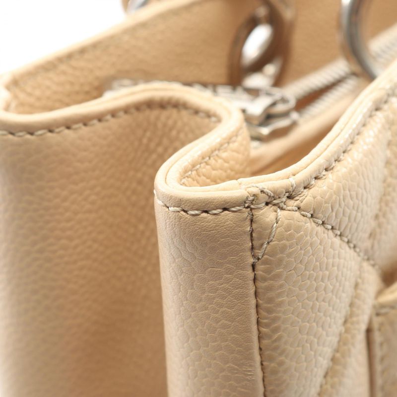 Chanel Tote Bag Matelasse Grand Shopping GST Cream Caviar Skin (grained Calf)